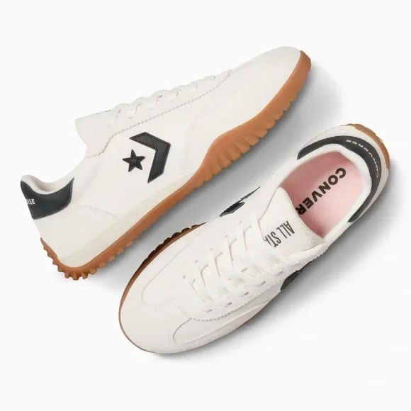 Women’s Converse Run Star Trainer Casual Shoes - Egret/Black/Honey A08262C - Picture 2 of 12